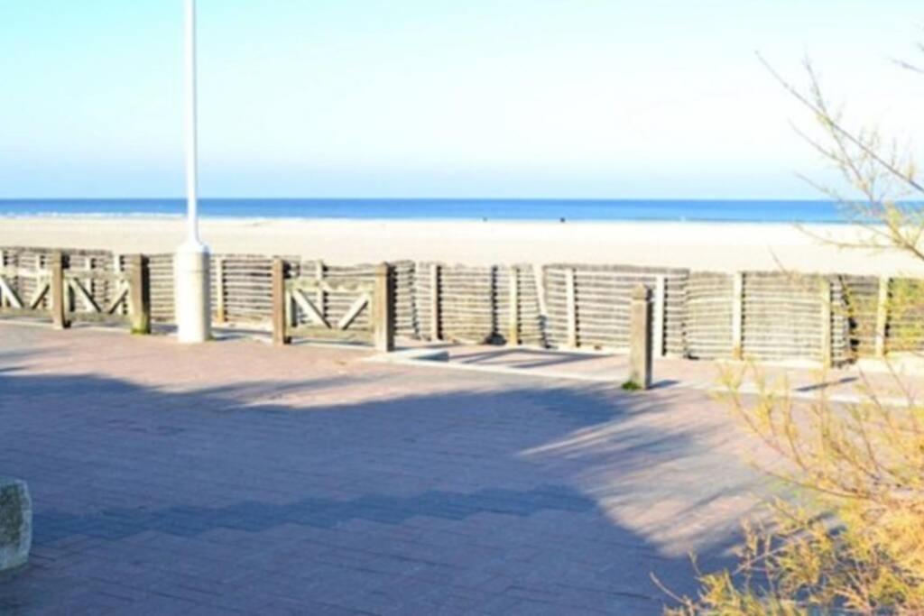 Deauville...Attitude Exterior photo